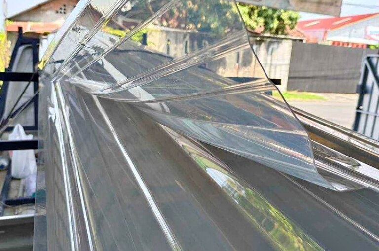 Harga Atap Plastik dan Fiber, Panduan Memilih Atap Plastik Fiber