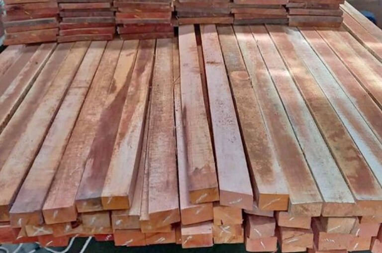 Harga Kayu Mahoni Berbagai Ukuran Retail 2024