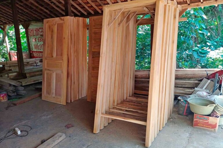 Harga Kusen Jati 2024 Kualitas Perhutani dan Jati Kampung