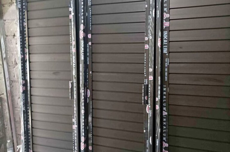 Temukan Harga Pintu Aluminium Terbaru dari Merek dan Tipe Terbaik