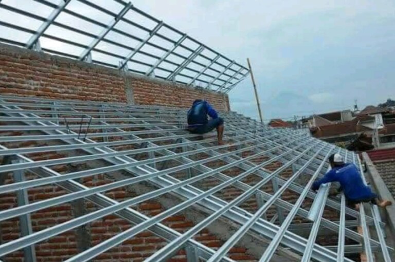 Harga Jasa Pemasangan Rangka Atap Baja Ringan